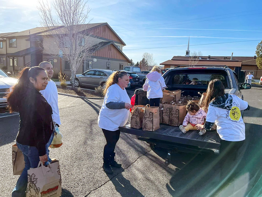 truckload MAD getting ready to deliver the Thanksgiving meals