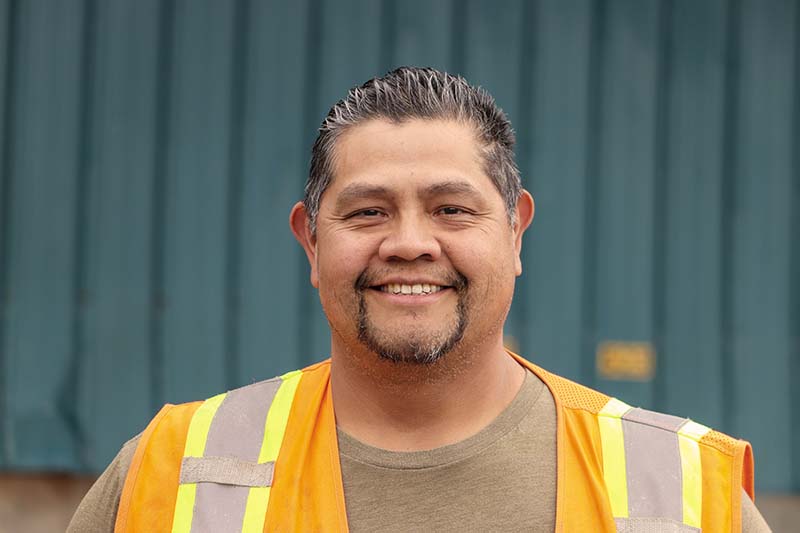 Claude Smith III Earns WWPA Pine Shop Lumber Certification